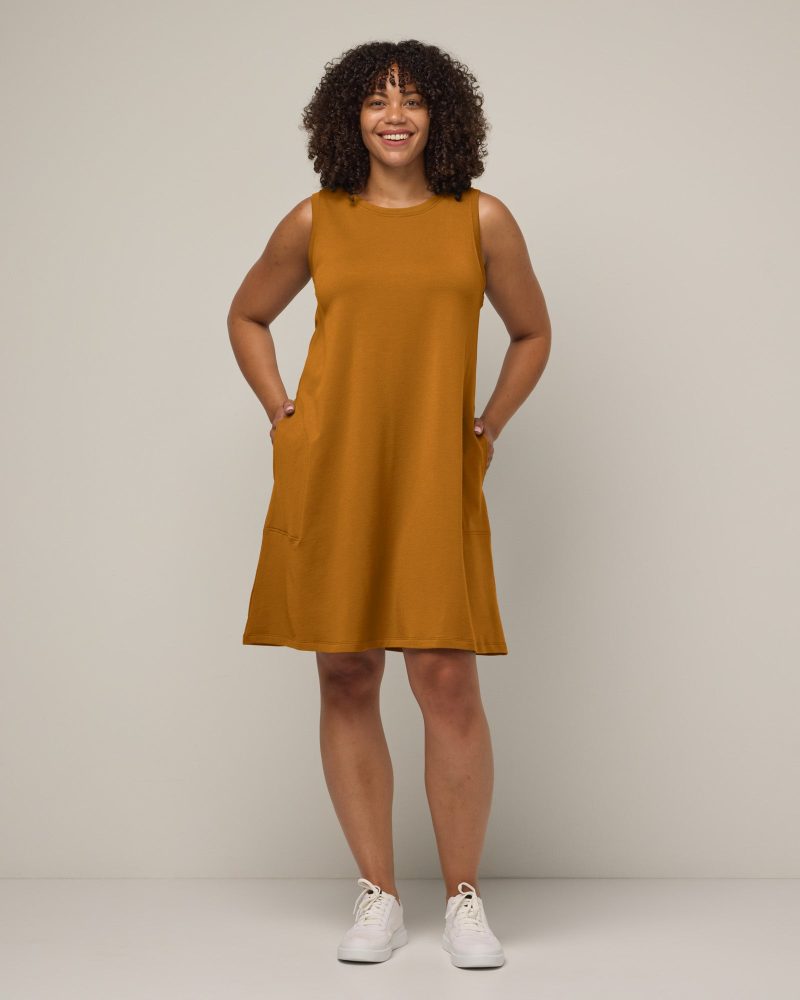 20220727 wooland 00457 SierraTankDress Ochre LR