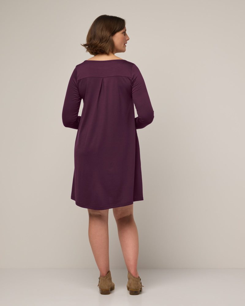 20221025 wooland 00761 RowenaSwingDress Marionberry LR