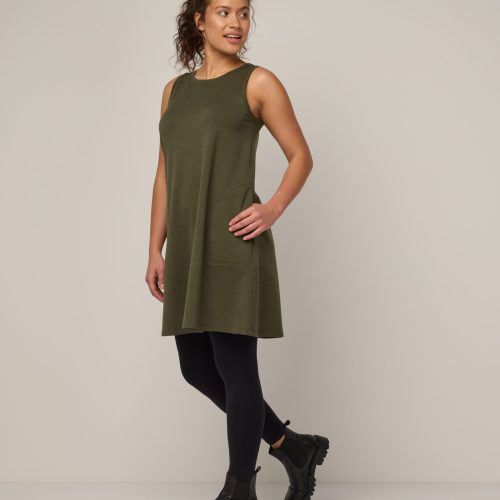 20230214 wooland 00828 SierraTankDress ForestNight AxisLegging Black LR