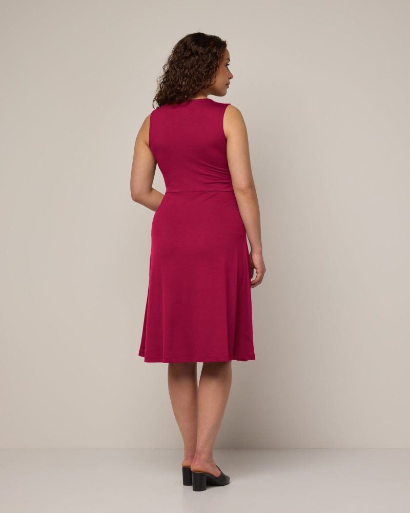 20230420 wooland 00150 IsabelleWrapTankDress Beetroot LR