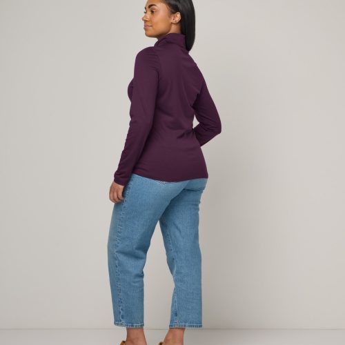 20230823 wooland 00211 AddisonTurtleneck Marionberry LR