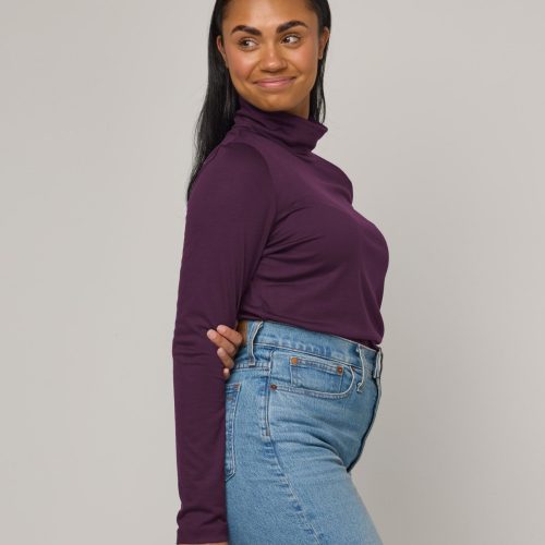 20230823 wooland 00232 AddisonTurtleneck Marionberry LR