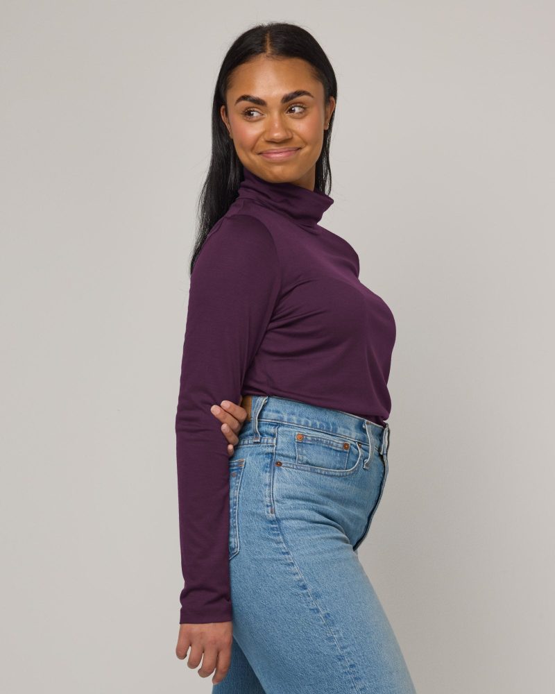 20230823 wooland 00232 AddisonTurtleneck Marionberry LR