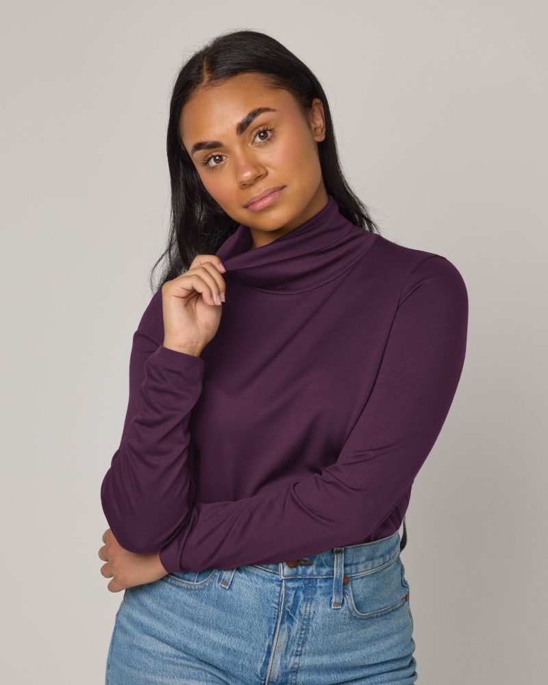 20230823 wooland 00243 AddisonTurtleneck Marionberry LR