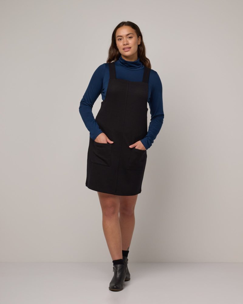 20230926 wooland 00335 GoldiePontePinafore Black LR