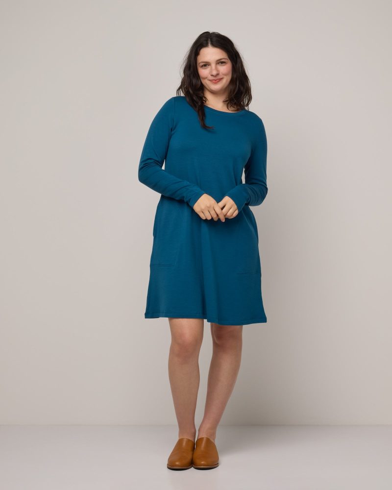 20231026 wooland 01529 ElizaSwingDress AegeanTeal LR