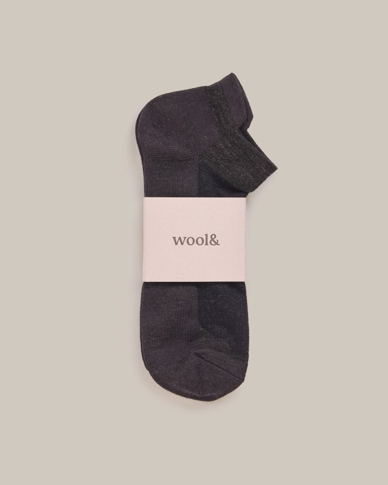 20231115 WP 00012 woolandAnkleSock CharcoalHeather LR