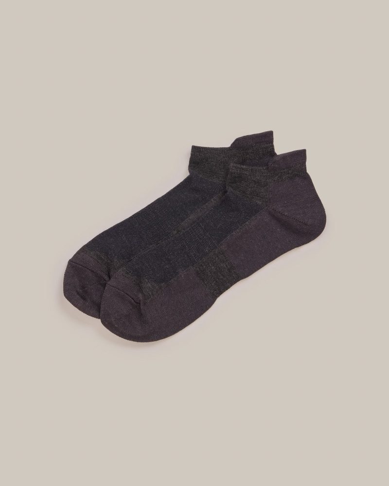 20231115 WP 00017 woolandAnkleSock CharcoalHeather LR