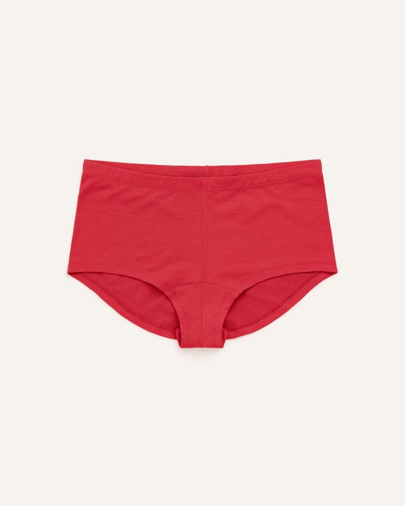 20231204 wooland 00033 RoamBoyshort CoralRed LR