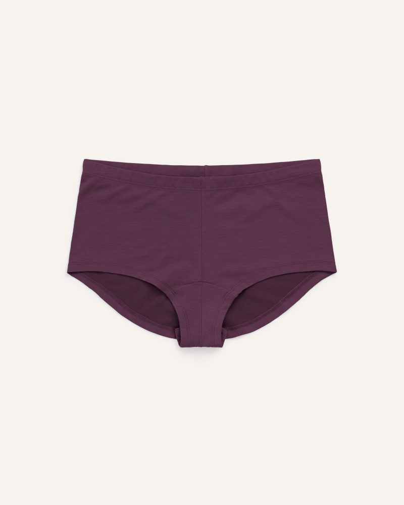 20231204 wooland 00033 RoamBoyshort Marionberry LR