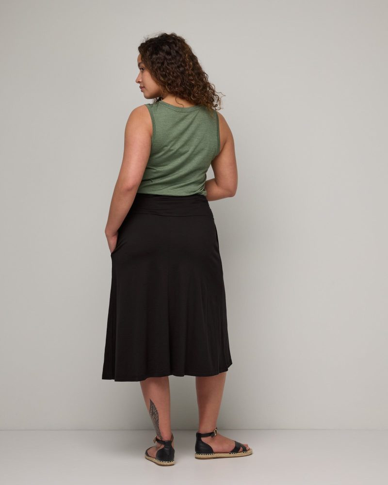 20240228 wooland 00509 HelenaMidiTravelSkirt Black LR