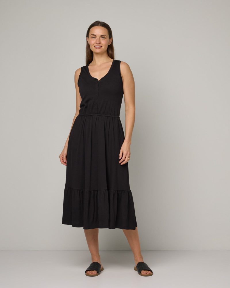 20240328 29 wooland 00842 GraceTieredTankDress Black LR