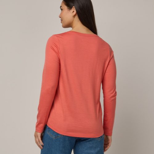 20240524 wooland 00283 NinaScoopNeckTee Guava LR