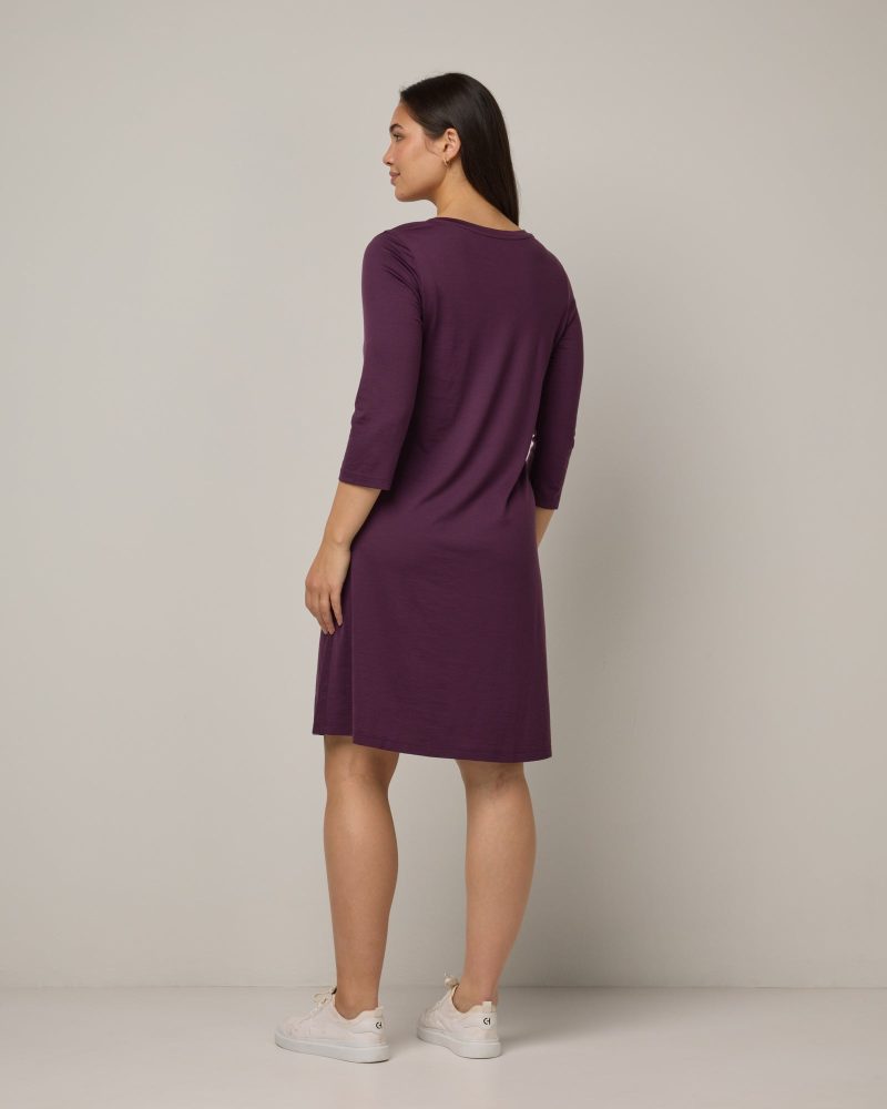 20240524 wooland 00409 WillowSwingDress2.0 Marionberry LR 46b3cde1 1e4e 46ed bb63 fcc81e8c5b70