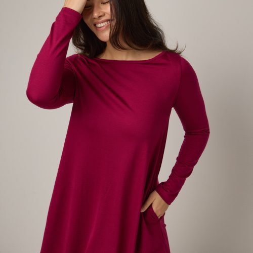 20240524 wooland 00466 RowenaSwingDress Beetroot LR