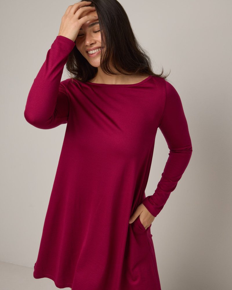 20240524 wooland 00466 RowenaSwingDress Beetroot LR