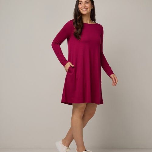 20240524 wooland 00515 RowenaSwingDress Beetroot LR