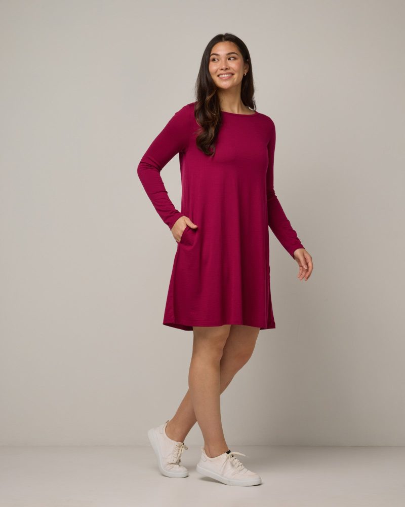 20240524 wooland 00515 RowenaSwingDress Beetroot LR