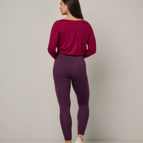 20240524 wooland 00542 SwiftLegging Marionberry LR