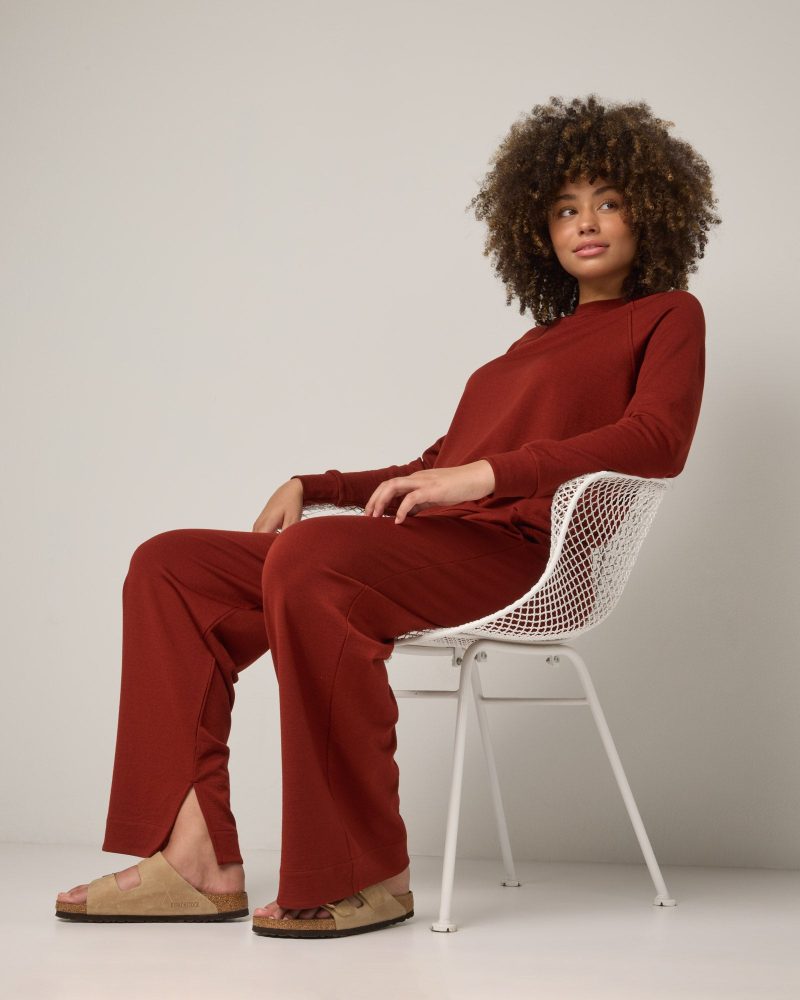 20240730 wooland 00329 AspenSweatshirt WideLegSweatpant RusticRed LR