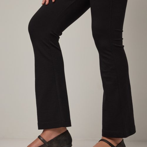 20240730 wooland 00662 FosterKickFlarePontePant Black LR