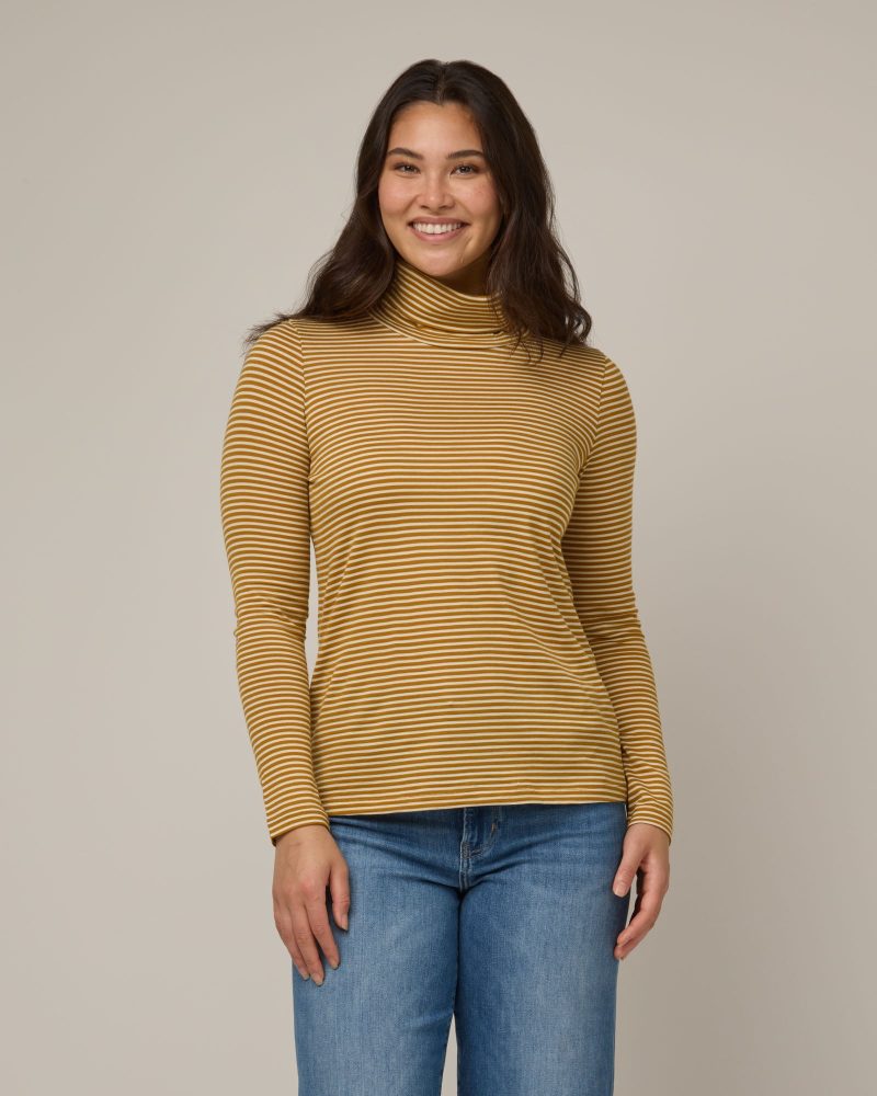 20240925 wooland 00172 AddisonTurtleneckTop NaturalWhiteOchreStripe LR