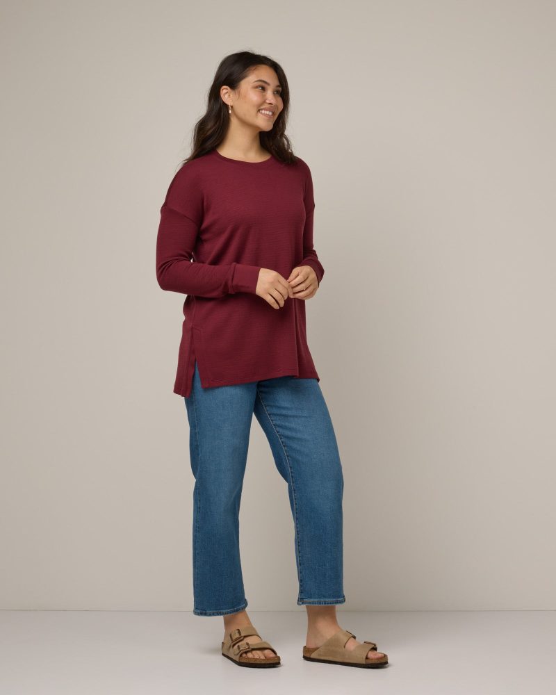 20240925 wooland 00994 ScoutWaffleTunic Burgundy LR