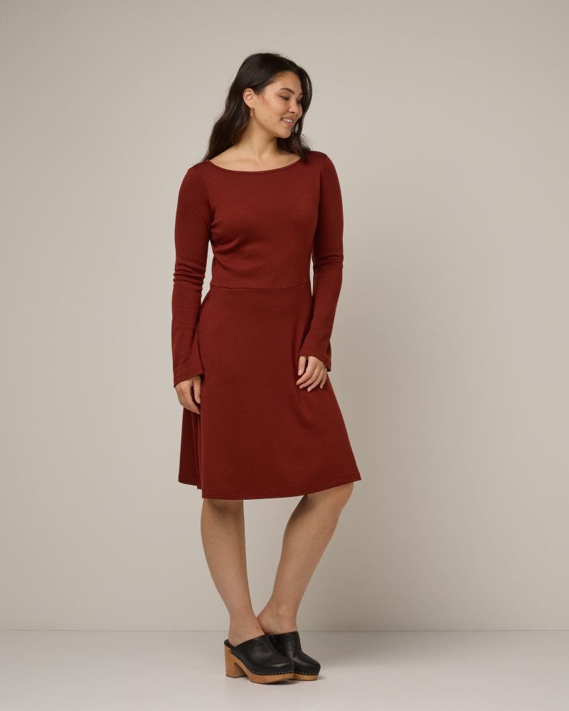 20240925 wooland 01439 MarnieBellSleeveDress RusticRed LR