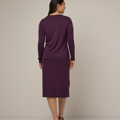 20240925 wooland 02011 BriaButtonFrontDress Marionberry LR