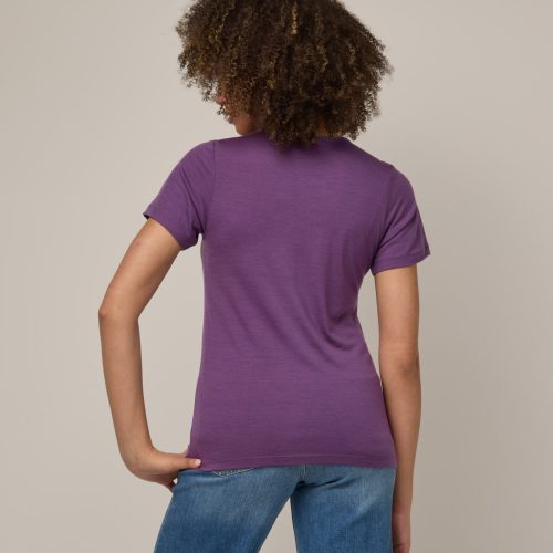 20241023 wooland 01009 Cara100WoolCrewTee PurpleFig LR