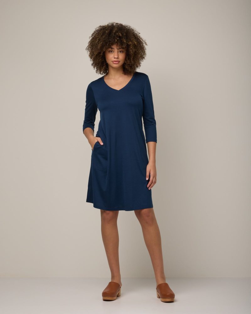 20241023 wooland 01129 WillowSwingDress MarineBlue LR