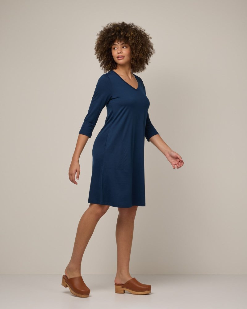 20241023 wooland 01150 WillowSwingDress MarineBlue LR