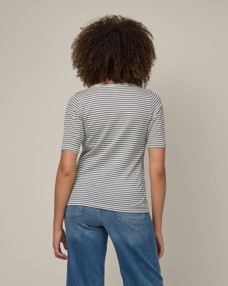 20241023 wooland 01399 CelineSignatureElbowSleeveTee NaturalWhiteDarkDenimStripe LR