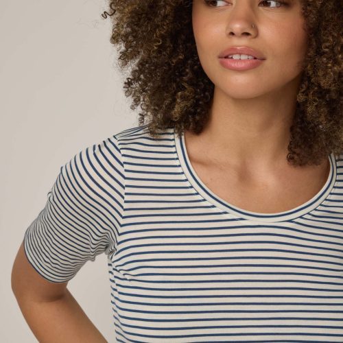 20241023 wooland 01422 CelineSignatureElbowSleeveTee NaturalWhiteDarkDenimStripe LR