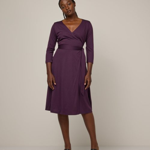 20241121 wooland 00105 AlanaWrapDress Marionberry LR