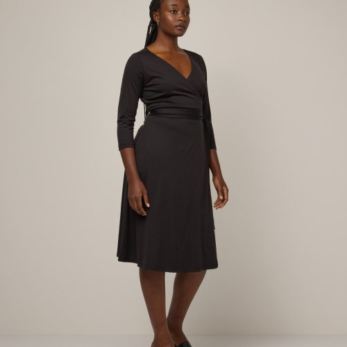 20241121 wooland 00247 AlanaWrapDress Black LR