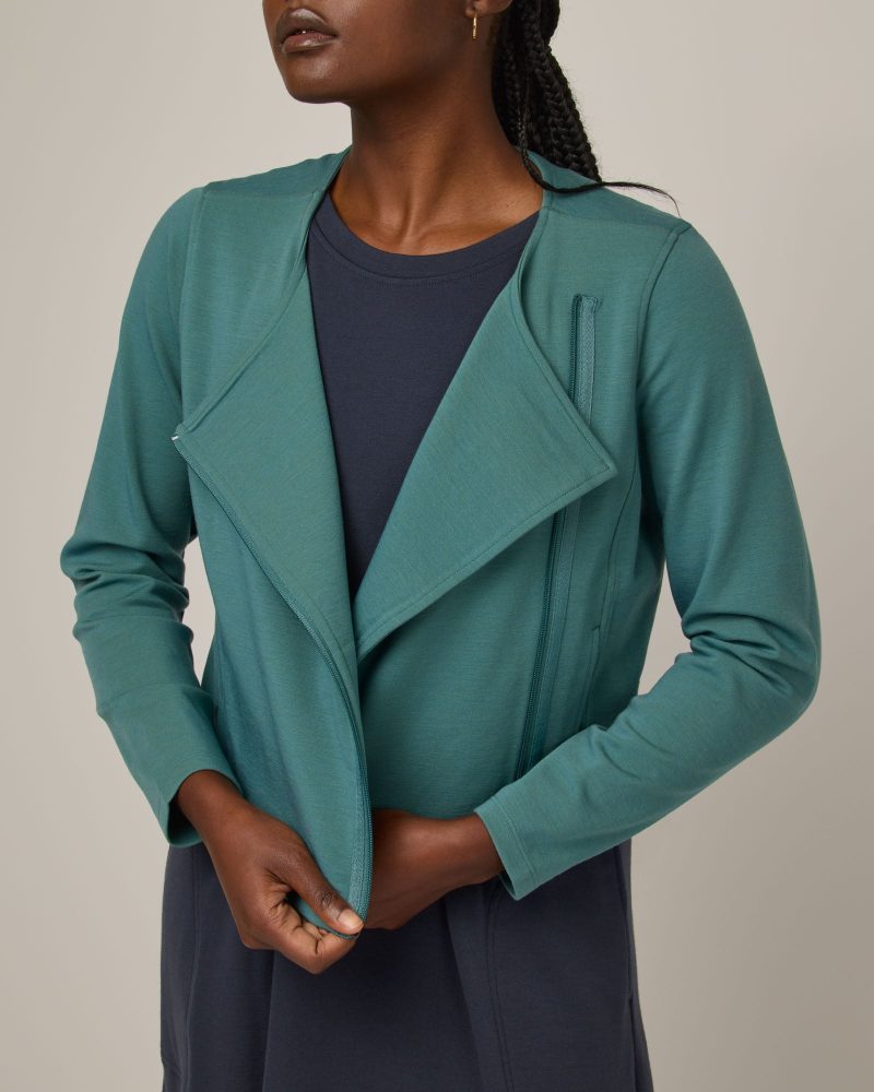 20241121 wooland 00675 LouMottoJacket SilverJade LR