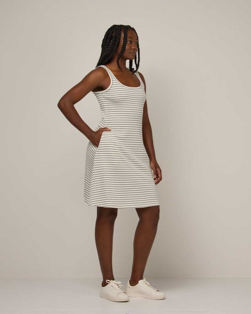 20250115 16 wooland 02318 CocoFitFlareDress NaturalWhiteCastlerockStripe LR