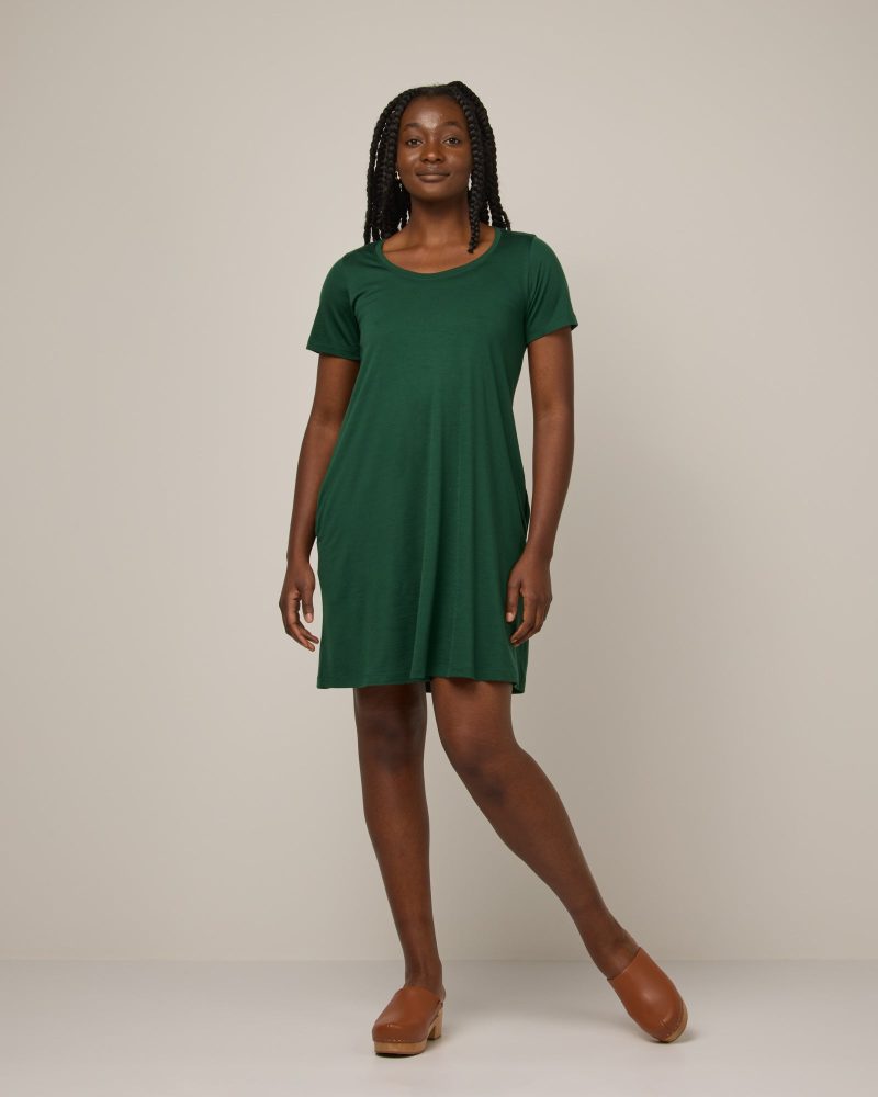 20250115 16 wooland 03755 MaggieSwingDress FernGreen LR