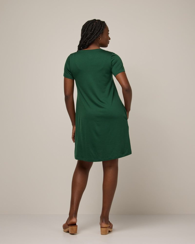 20250115 16 wooland 03789 MaggieSwingDress FernGreen LR